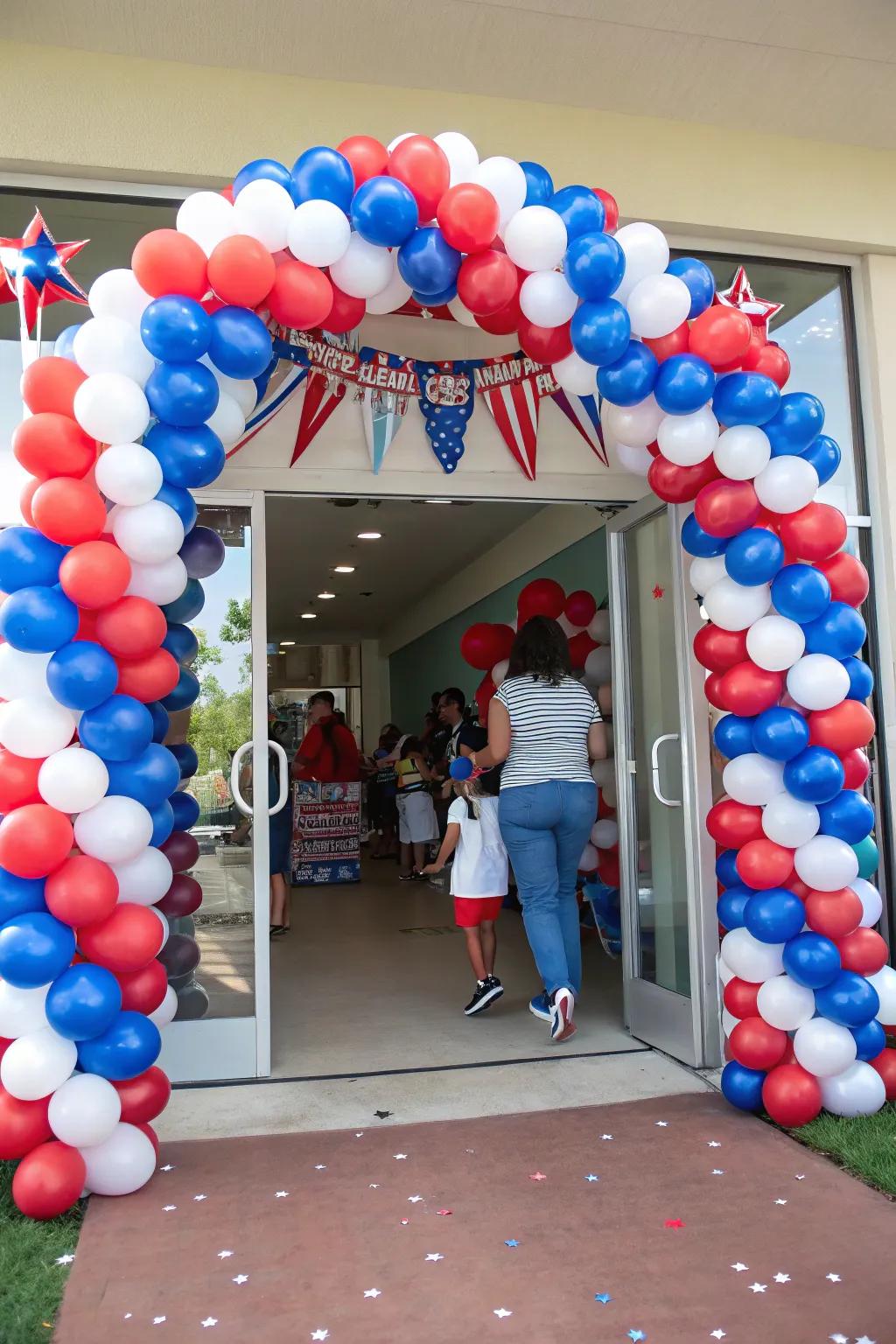 Greet your attendees with an impressive balloon gateway featuring patriotic hues.