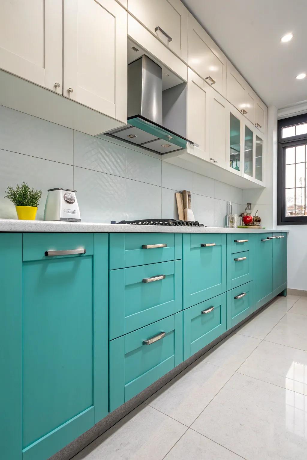Striking azure cupboards offset by refined stone coloured accents create an eye-catching main feature.