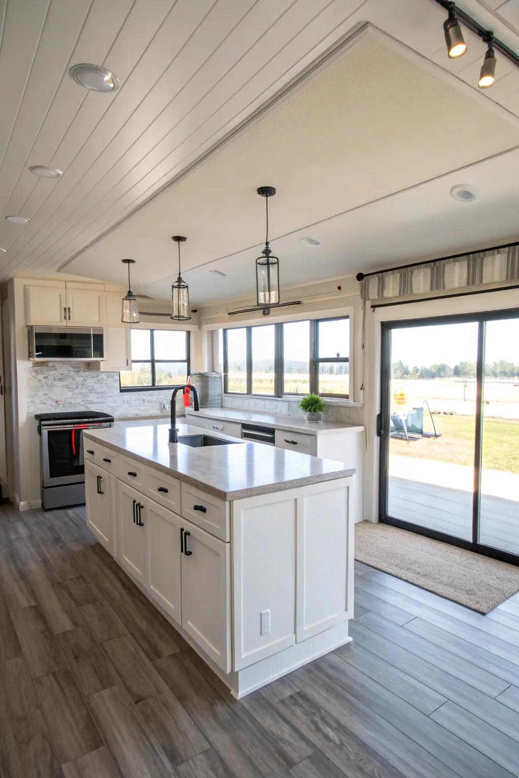 An open kitchen design designed to optimize space and light.