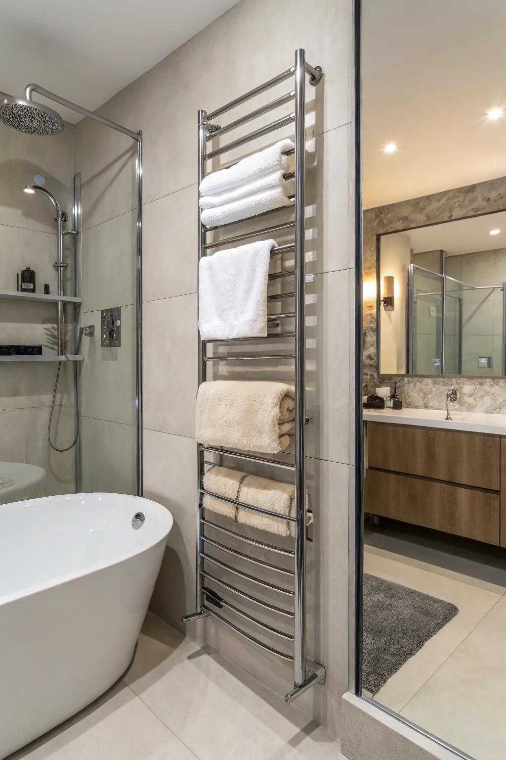 Wall-mounted racks are a smooth way to keep towels in small places.