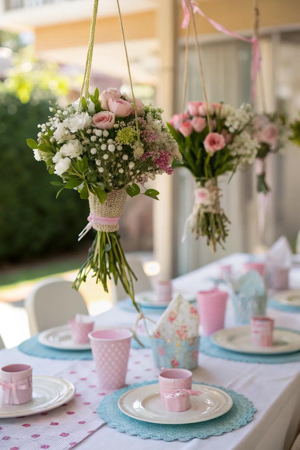 Charming hanging bouquets for a unique centerpiece
