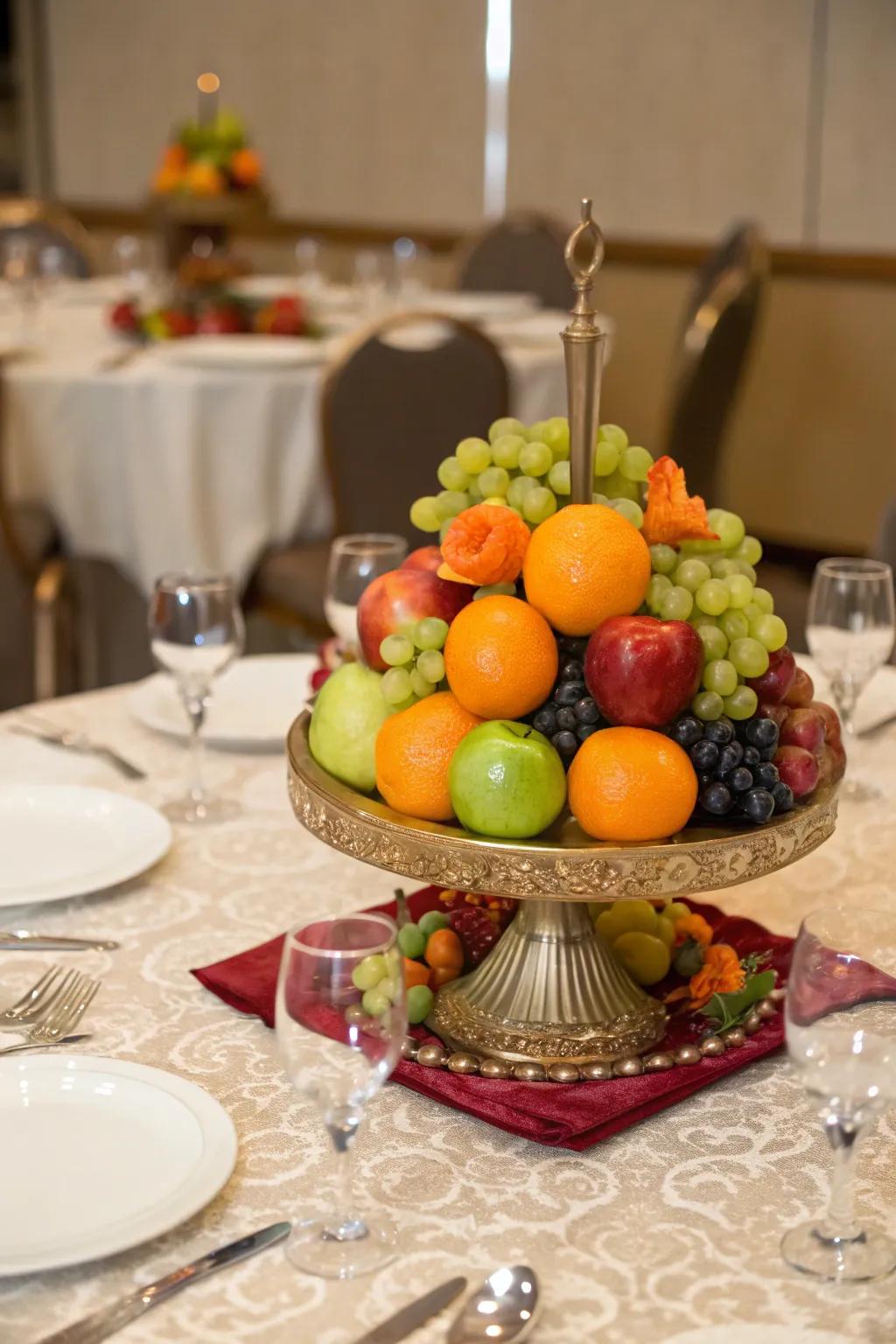 Fruit centerpieces introduce color and vibrancy.