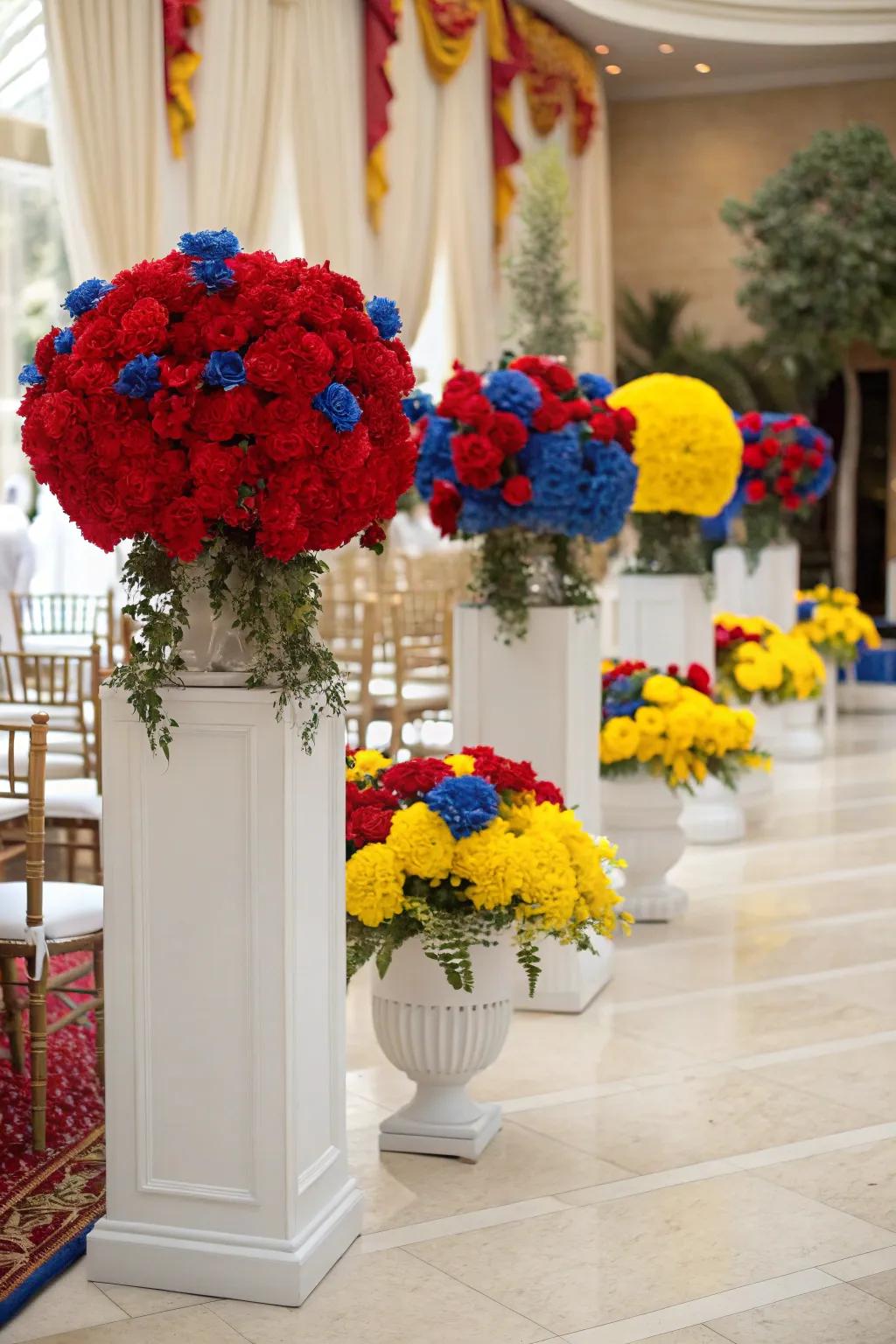 Floral arrangements with bold primary colors, adding a vibrant and lively touch to the wedding décor.