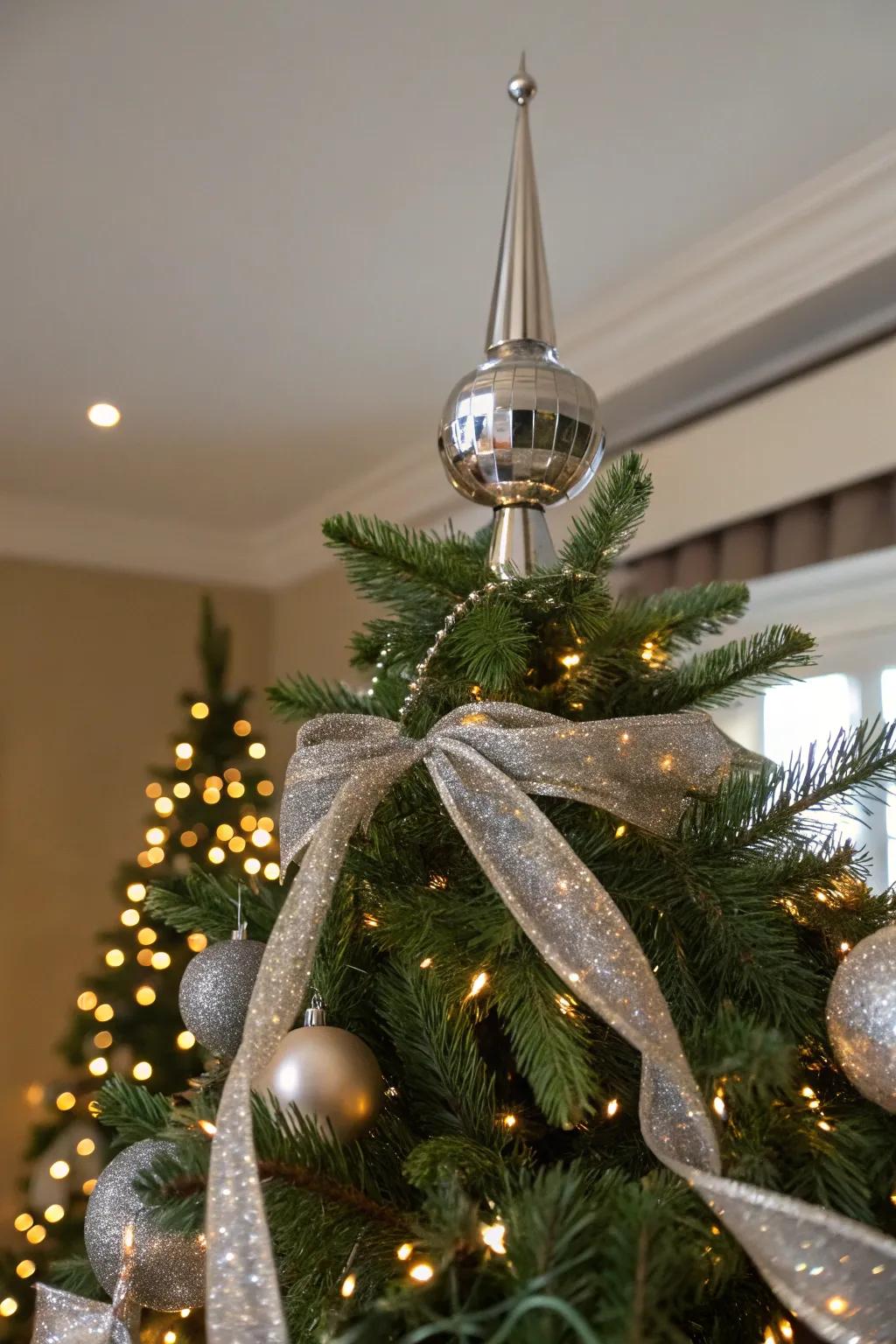 Shimmering spires add contemporary glamour to the tree.