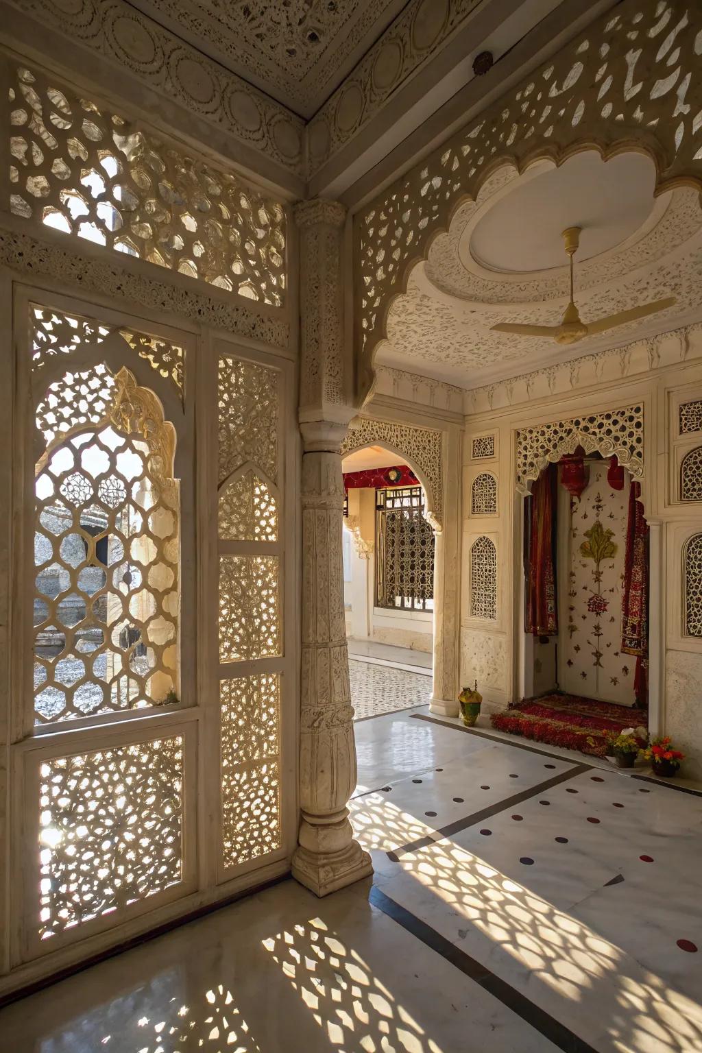 Sophisticated latticework designs for a traditional quality.