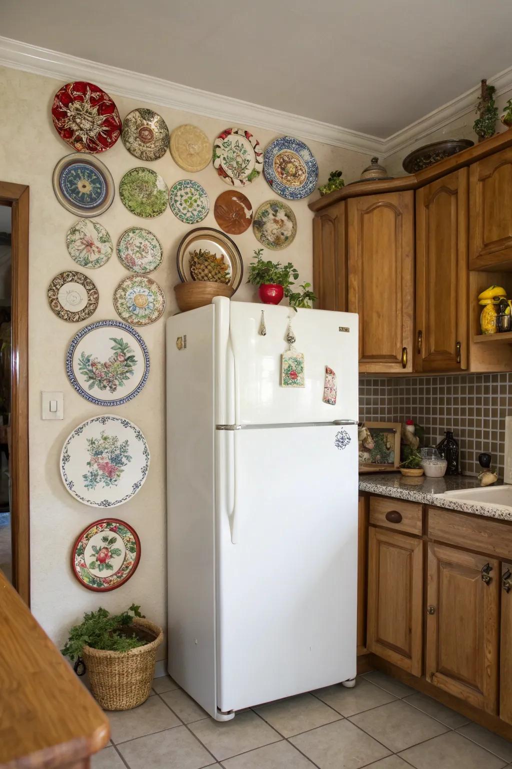 Different plates add color and art to your fridge.