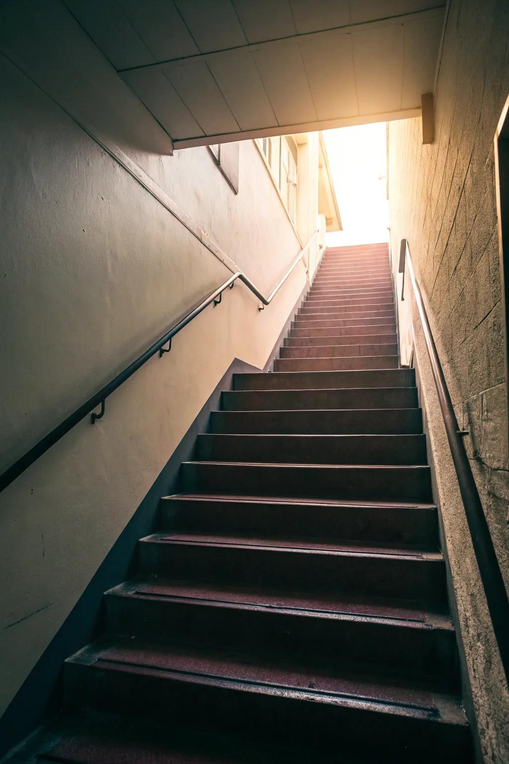 With progressive steps, draw the eye upward.