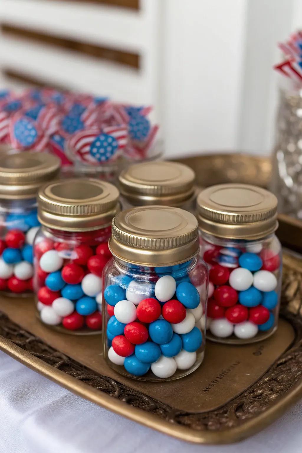 Tiny sweet jars as sweet takeaways