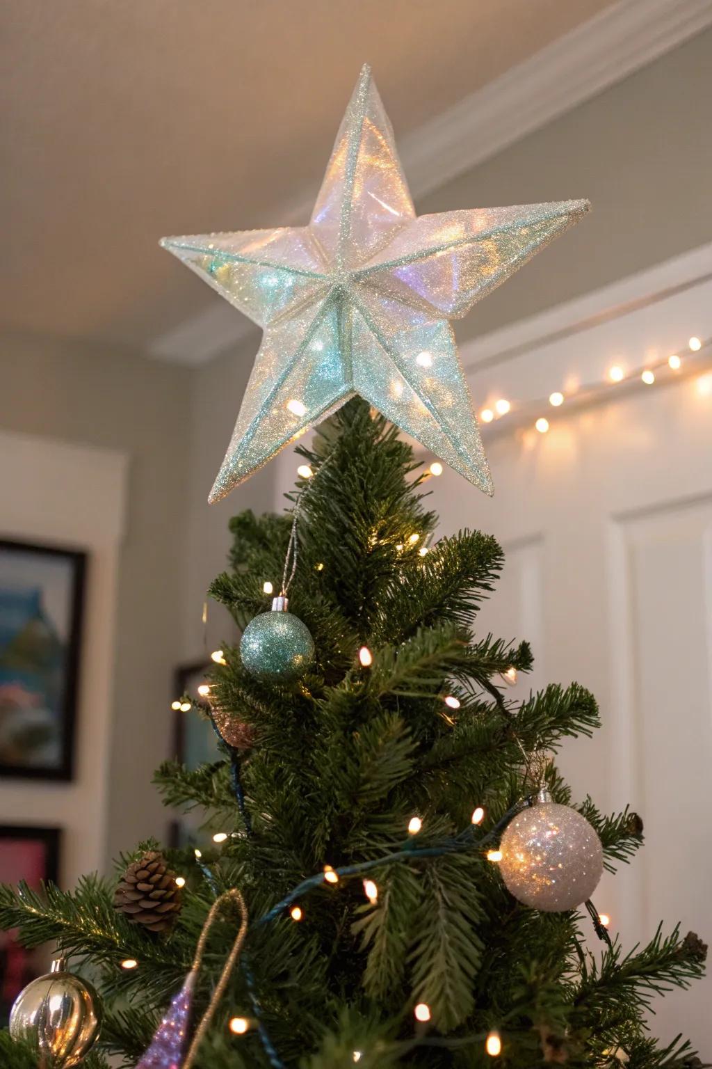 Capiz disk stars add exotic elegance and shimmer.