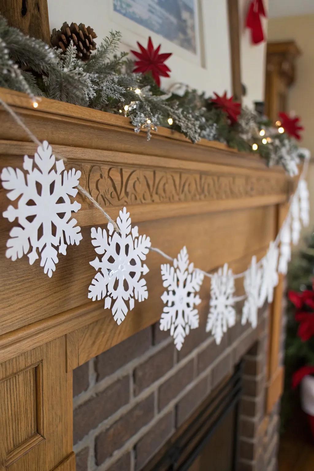 Stratified snowflakes fashion a beautiful, textured display.