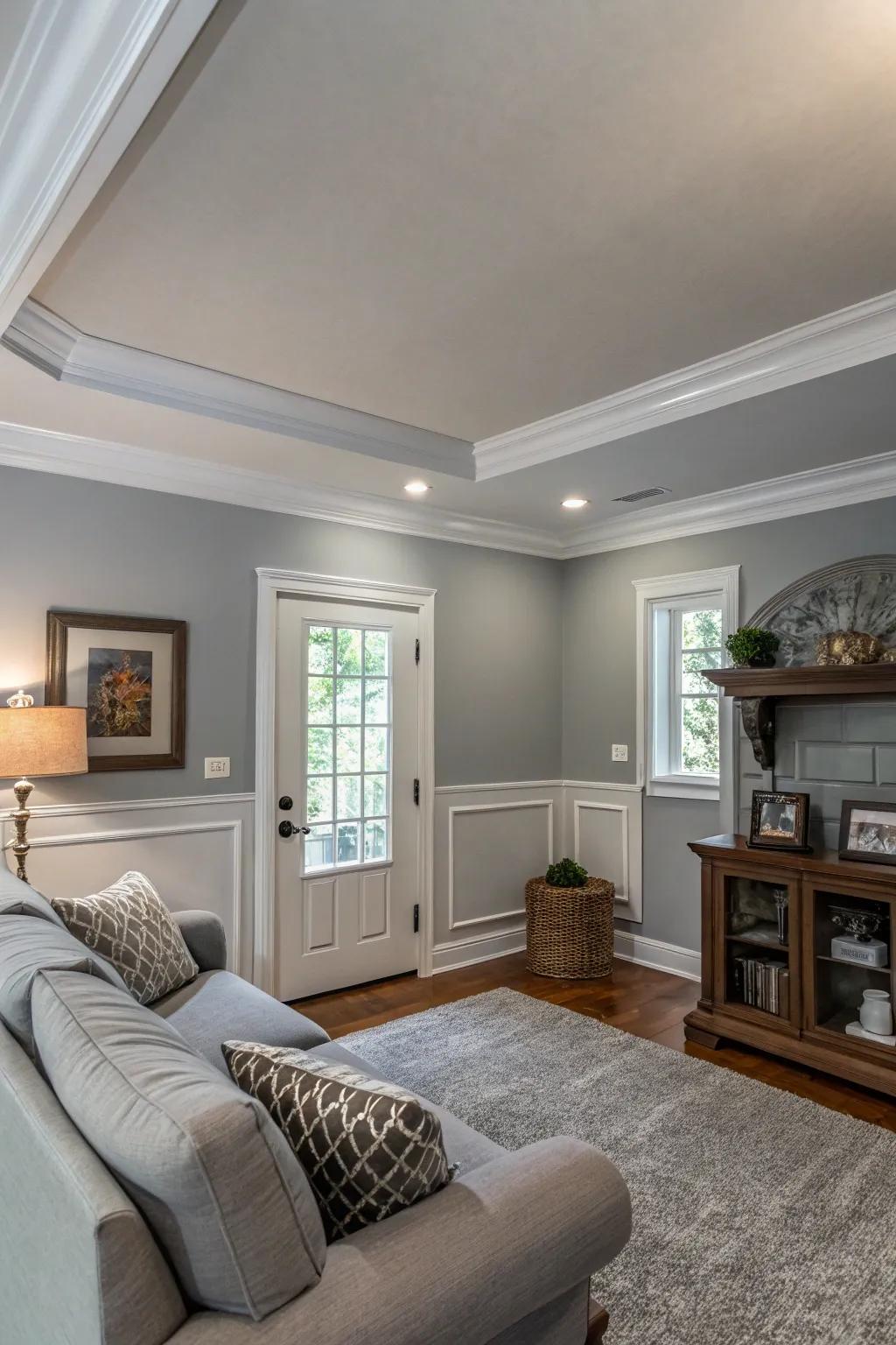 Smooth Monochromatic Ceilings