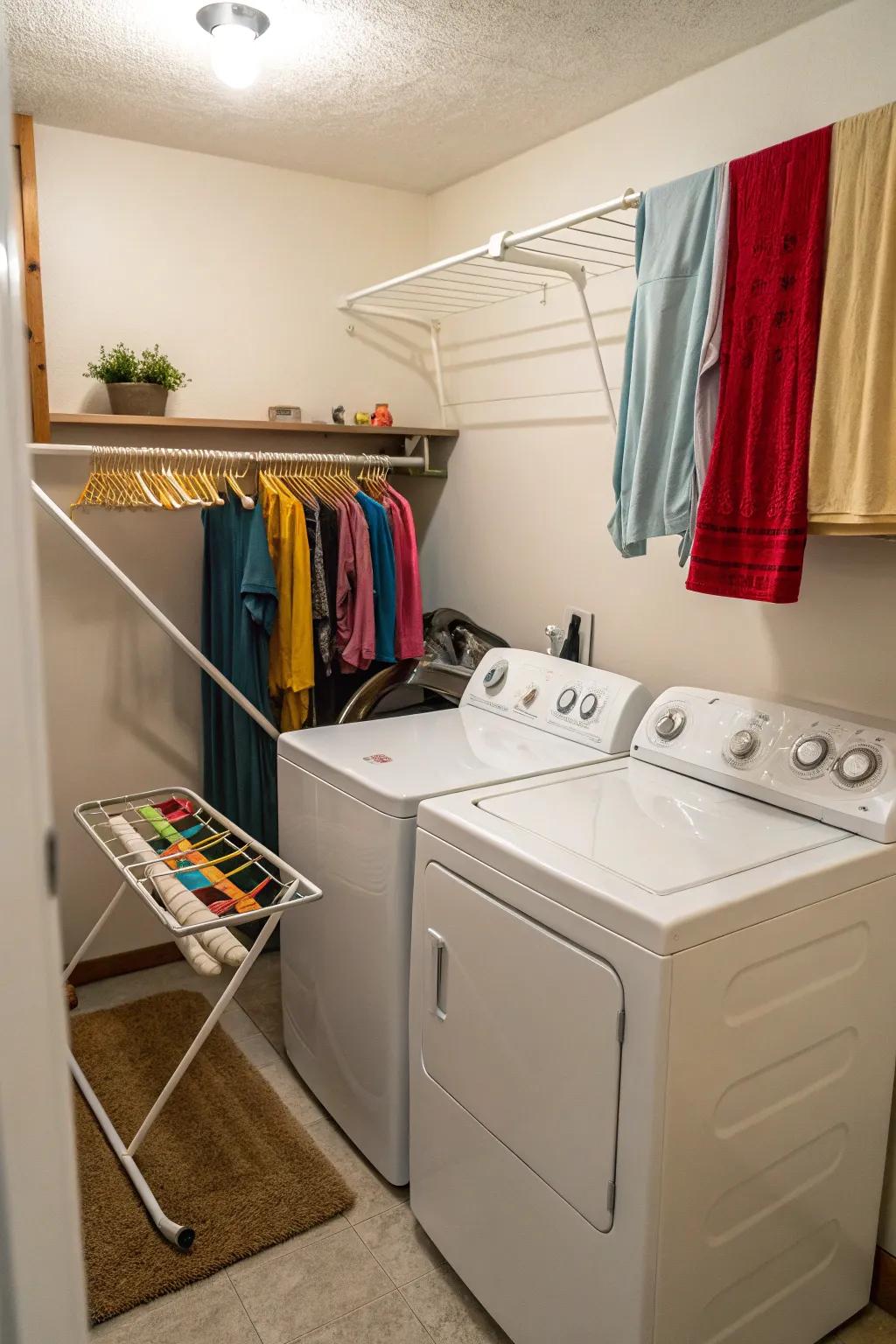 By making use of wall space, you can hang a drying rack without reducing the space in the room.