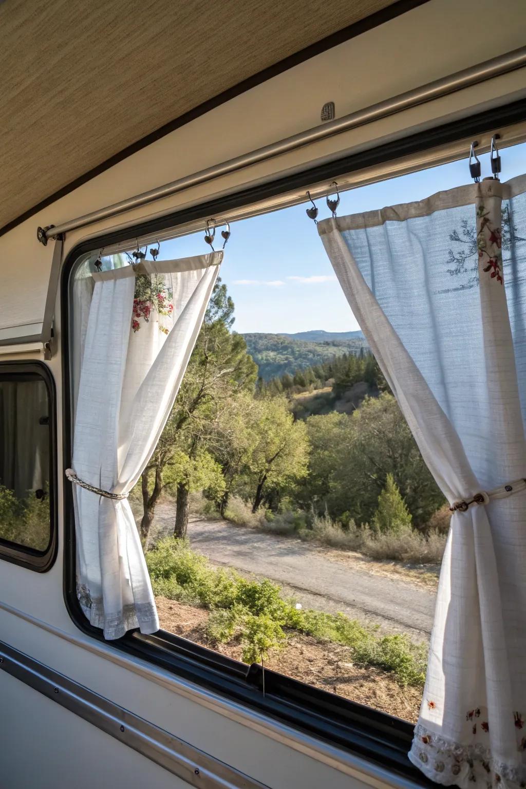 Sack covers can be used to create unique and customized window treatments.