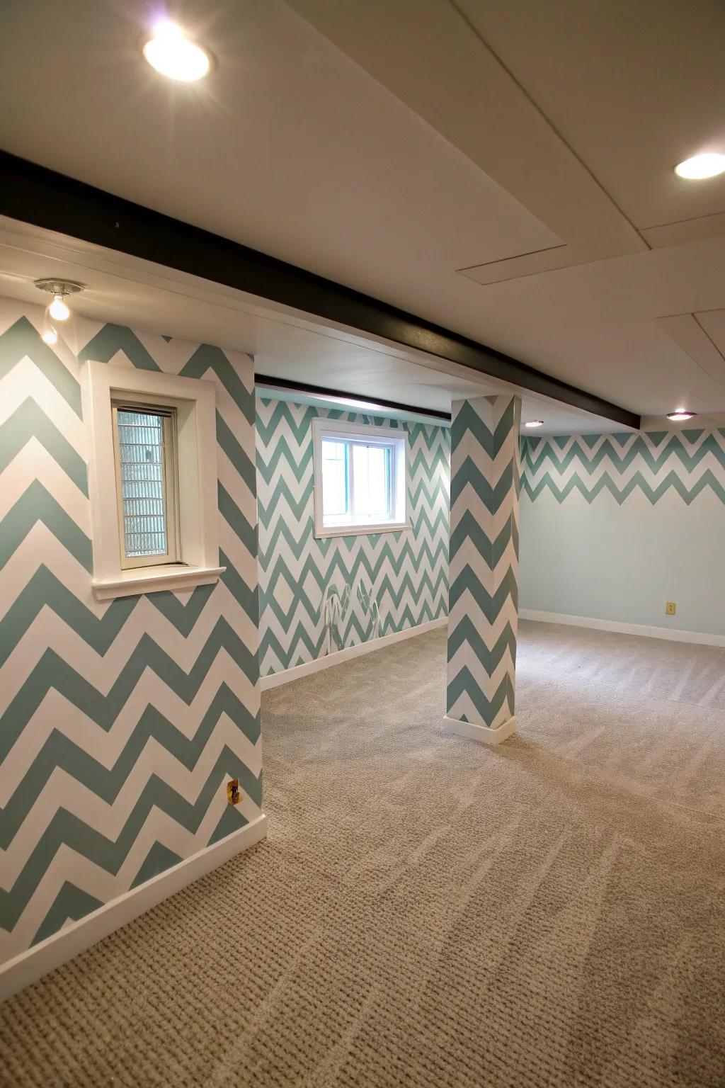 Herringbone patterns convey vibrant vitality.