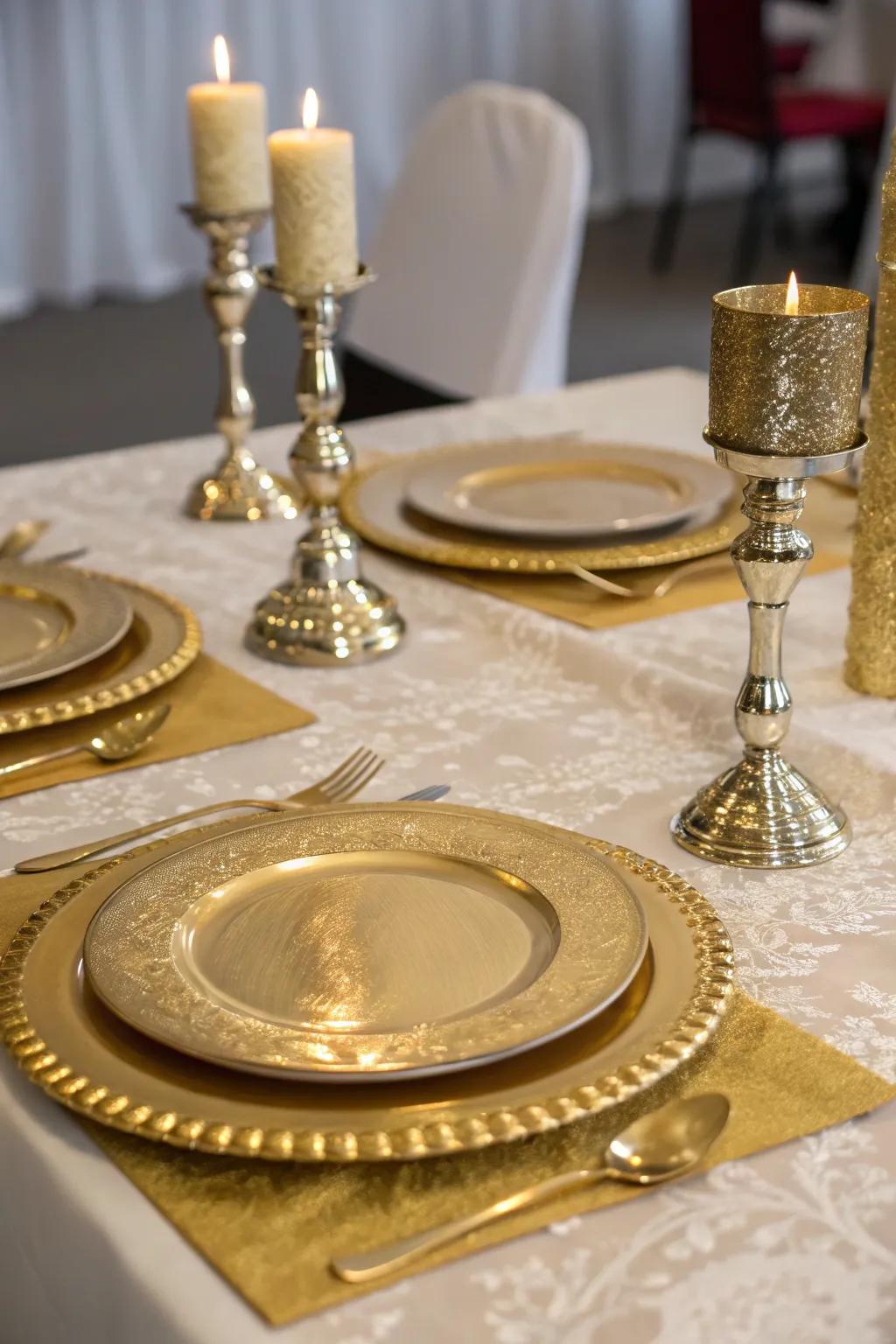 Gilded charger plates add a sense of rich luxury to your table presentation.