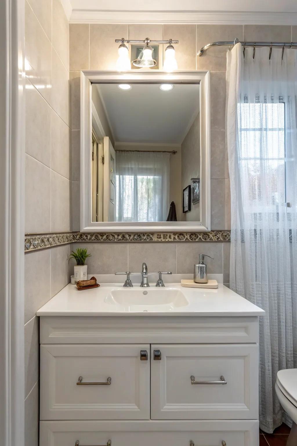 A spacious mirror can cause your powder room to feel more expansive.