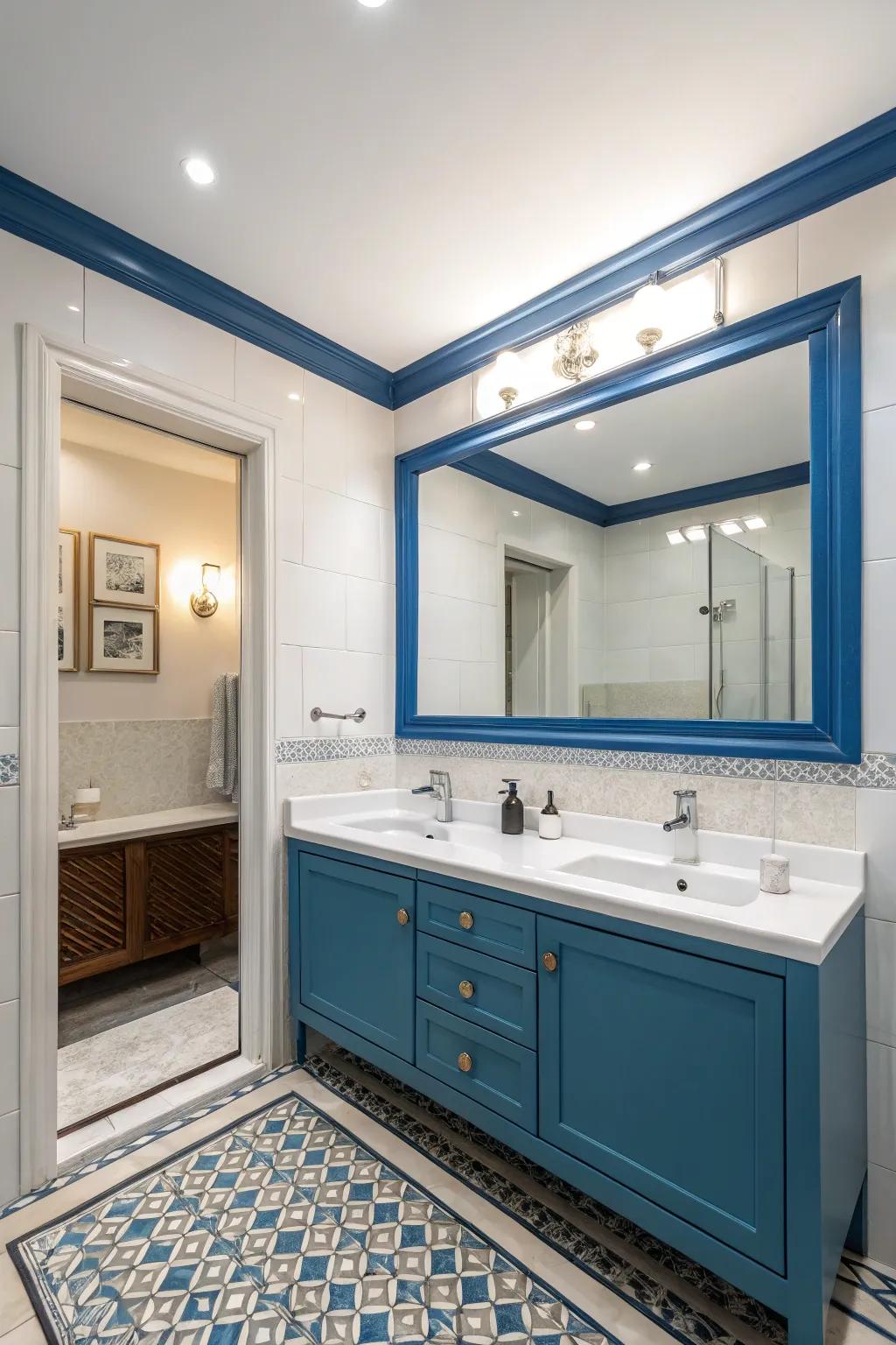Contrasting edging hues showcase the structural attractiveness of a bathroom.