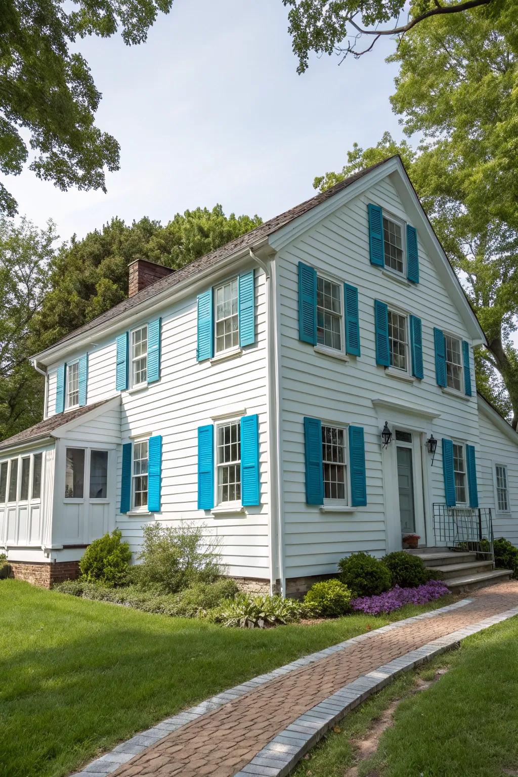 Classic white plastic cladding provides a perfect canvas for colorful highlights.