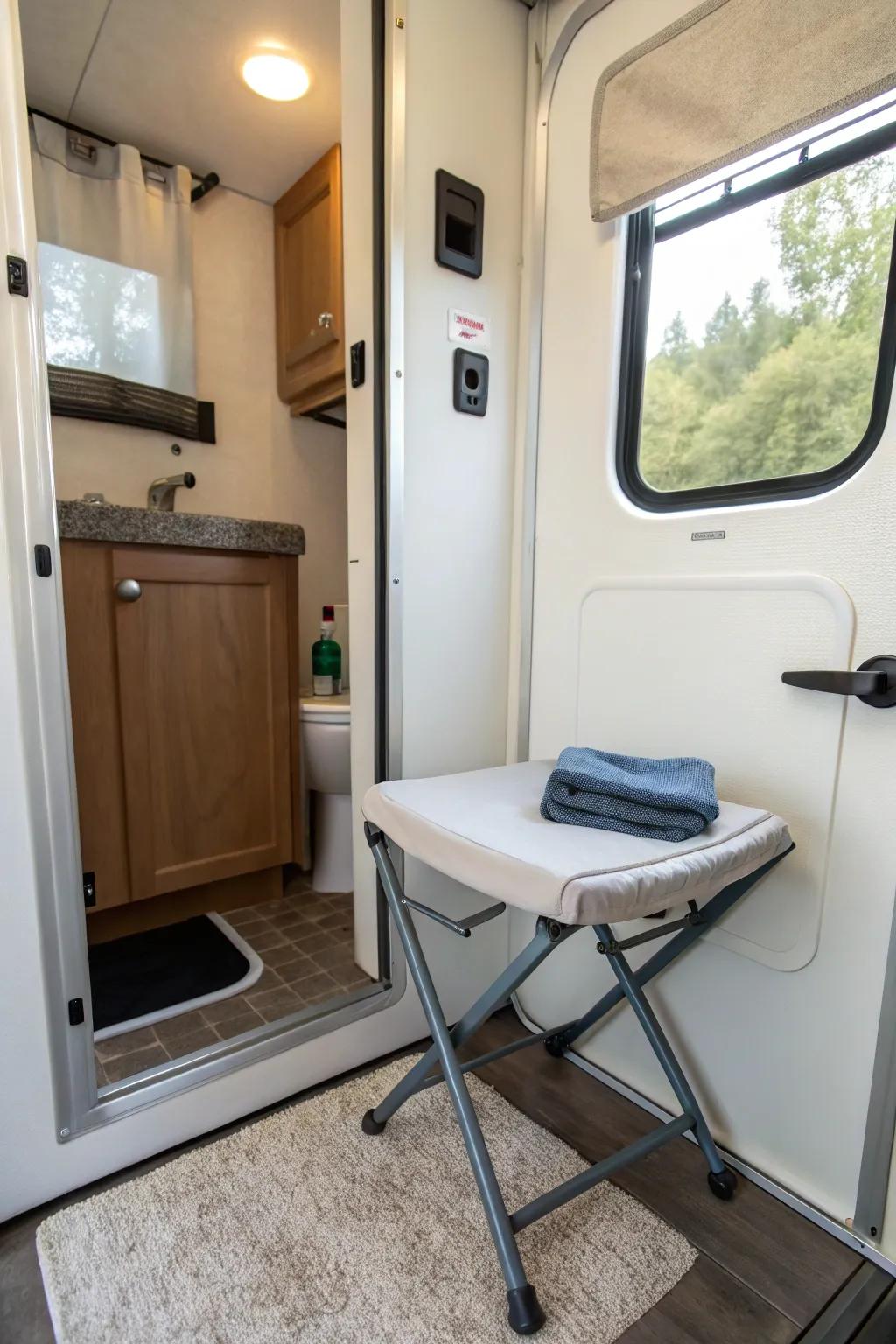 A multi-functional stool offering additional storage in a camper bathroom.