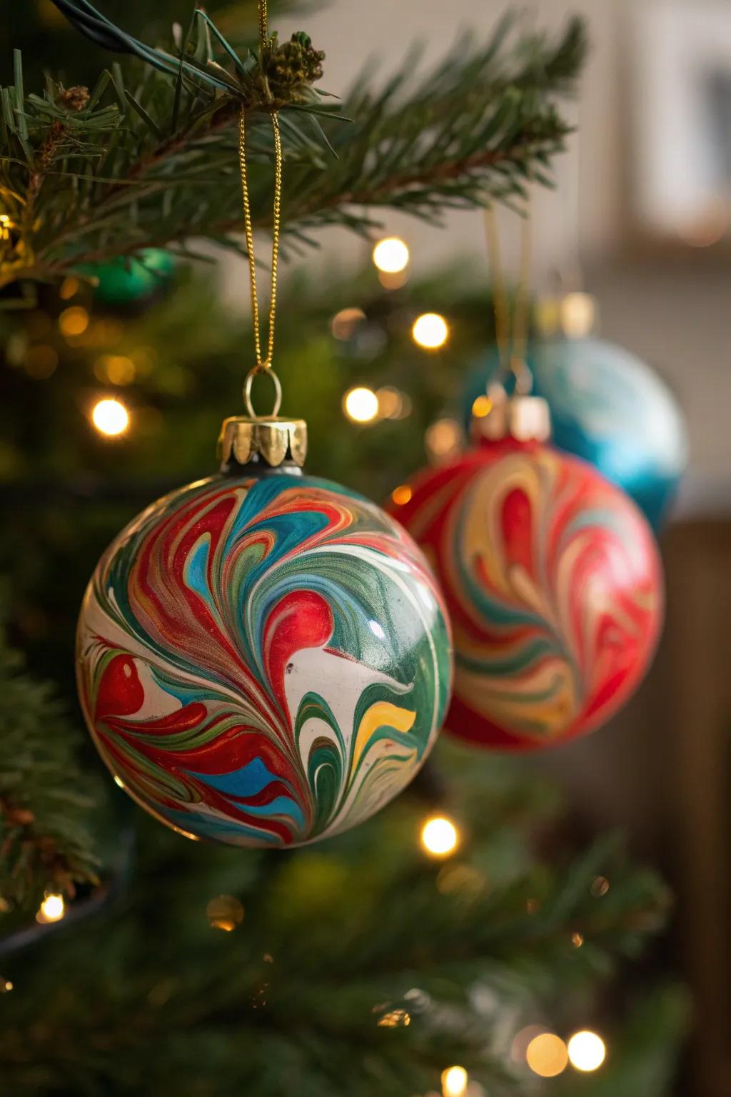 Swirling pattern decorations offer a burst of vivid colors and inventiveness.