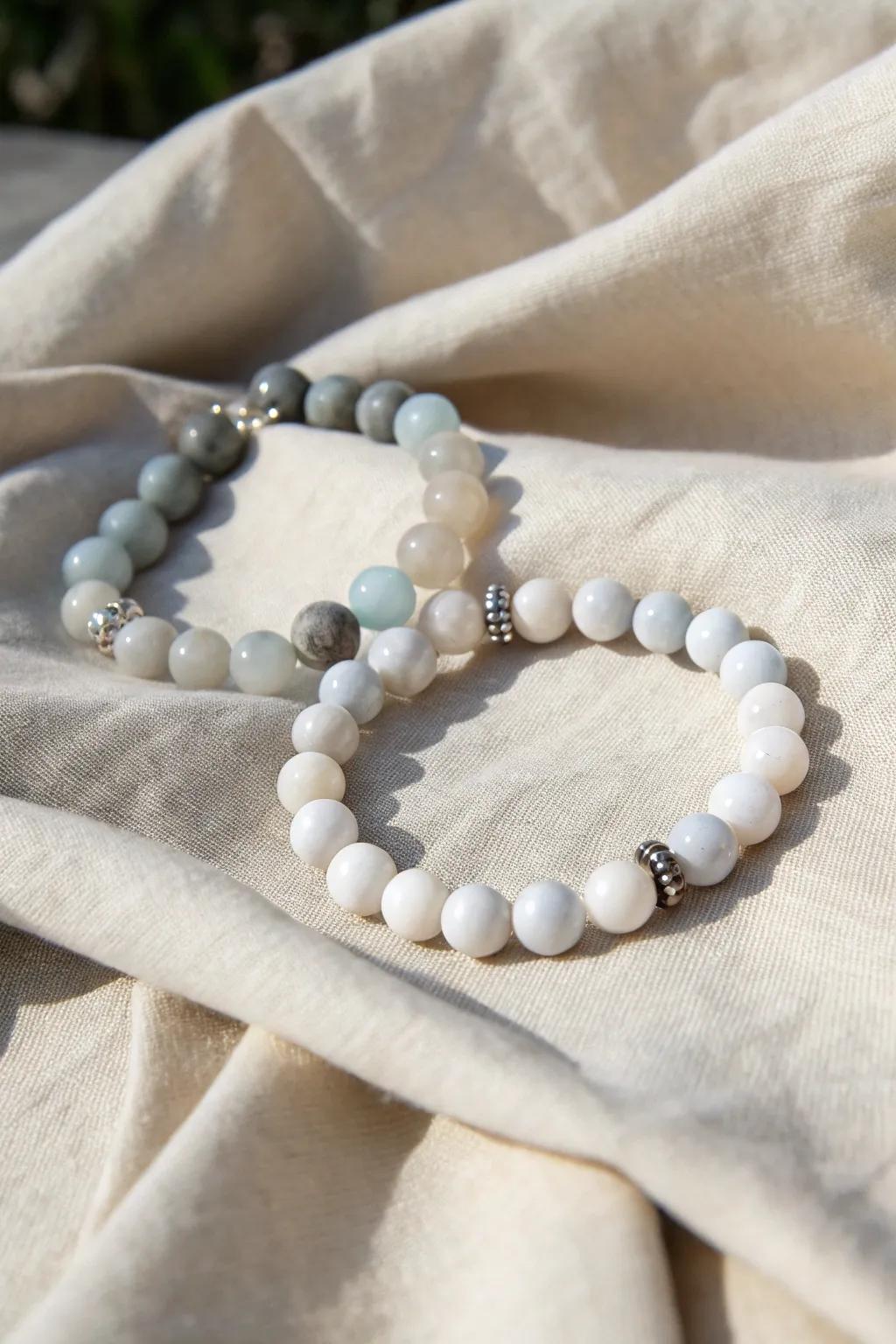 Revel in the elegance of simplicity with this monochromatic mystique bead bracelet.