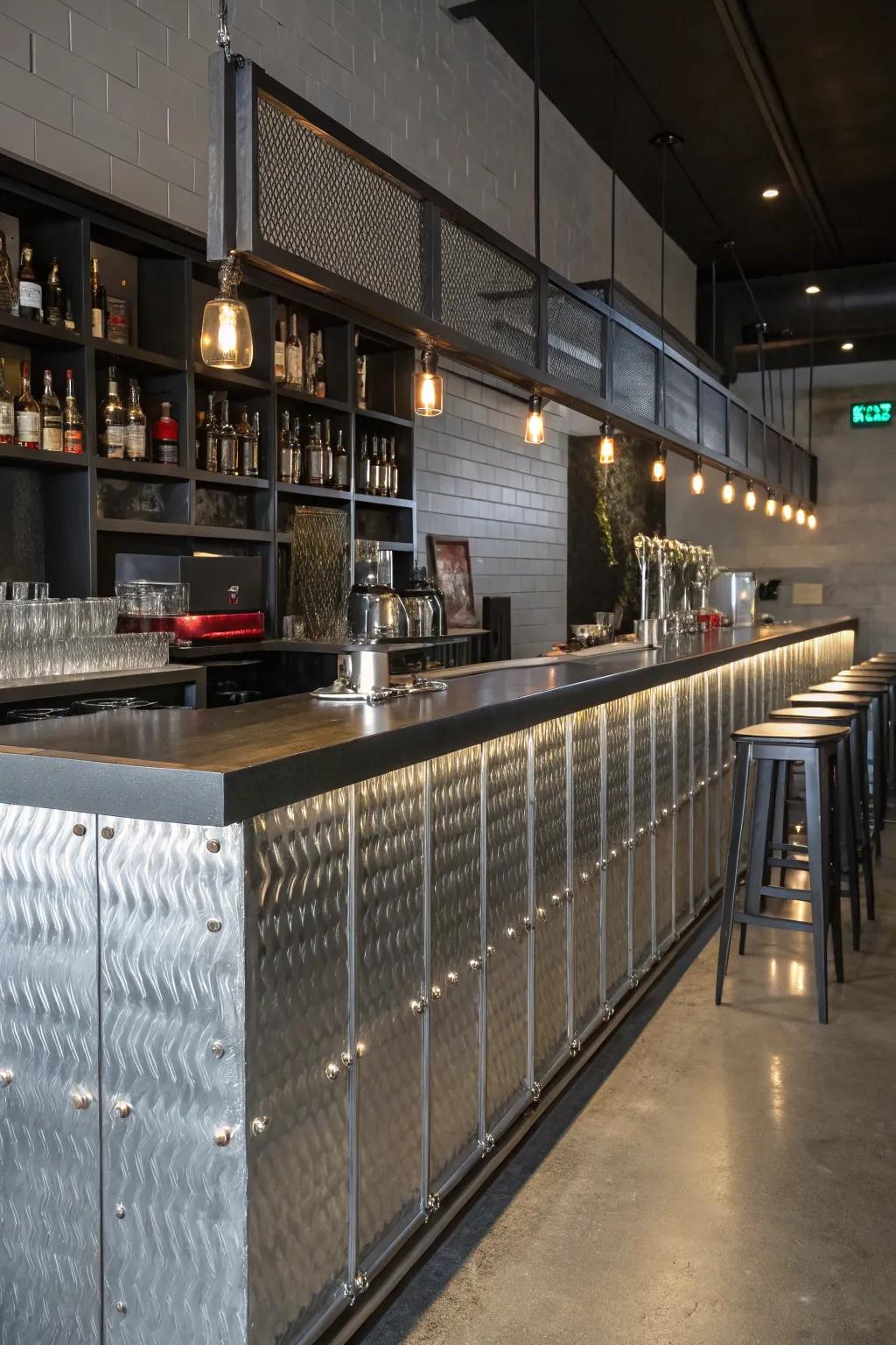 Metallic sheeting introduces an industrial sharpness to your décor.