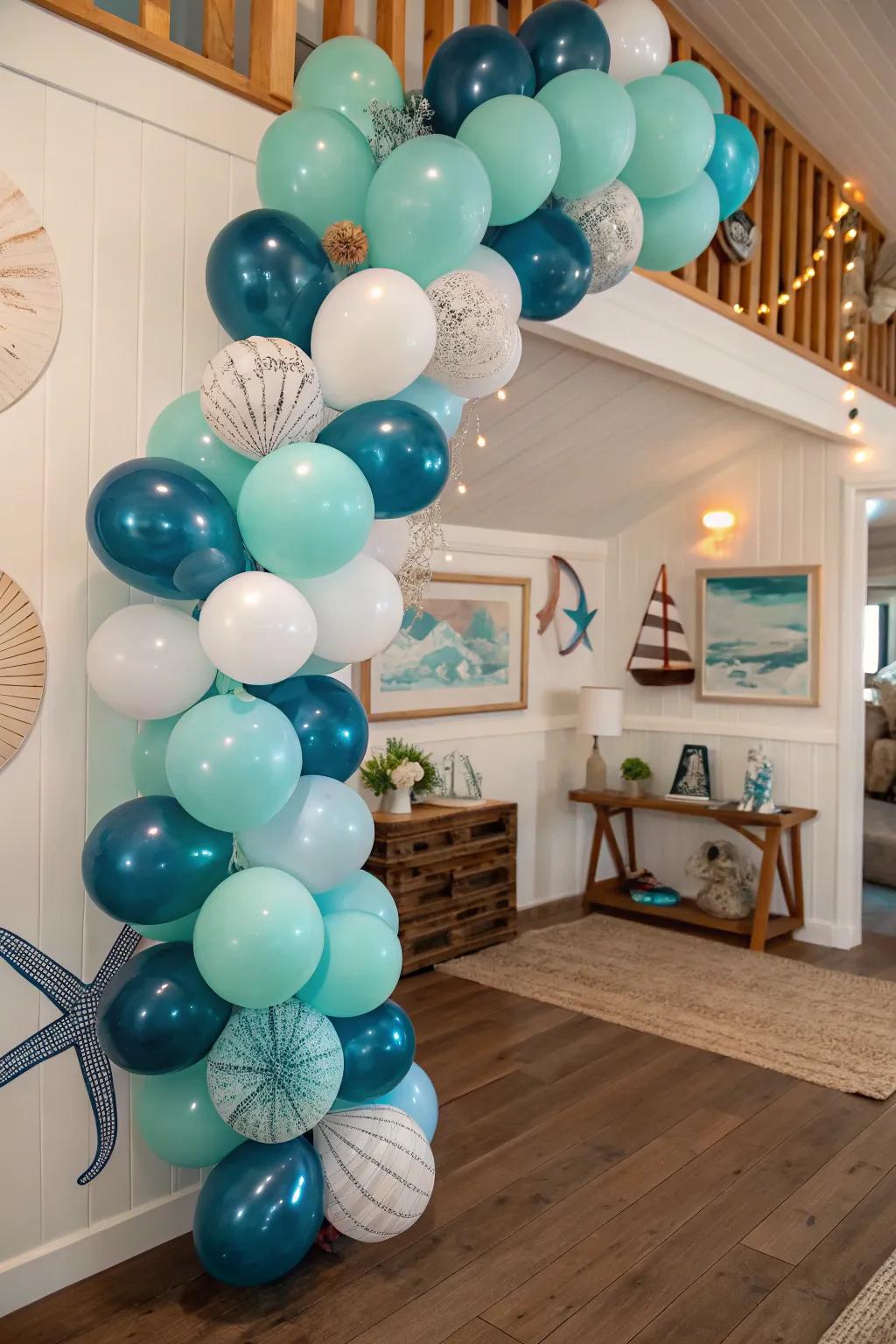 An oceanic balloon garland for a nautical theme.