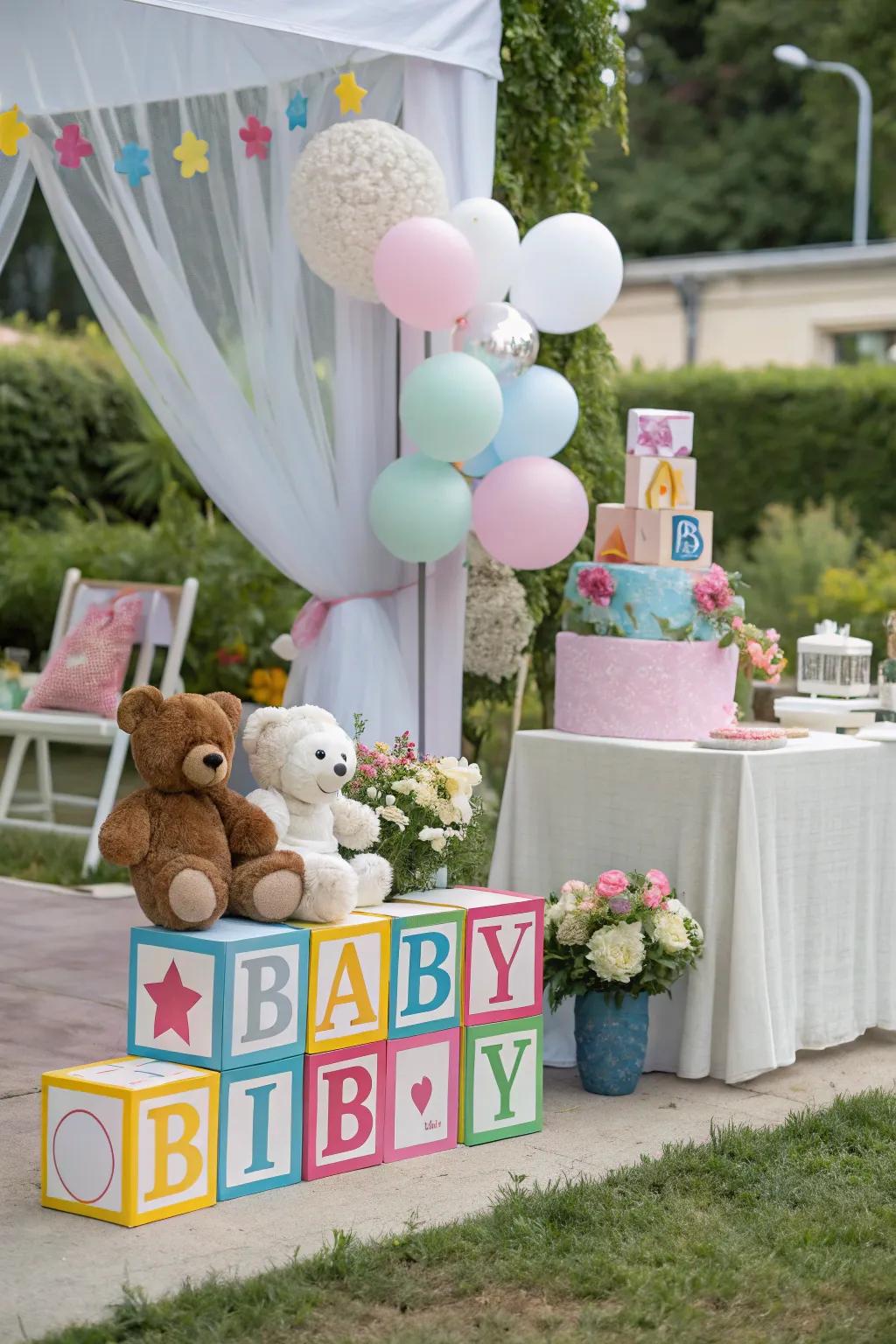 Endearing infant-themed décors add charm to the open-air arrangement.