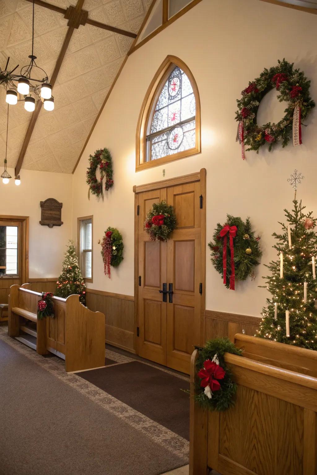 Holiday-themed embellishments that contribute a refreshing vibe to the church's entryway.