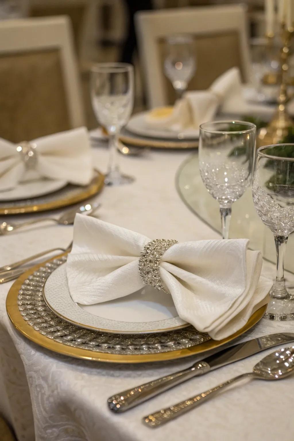 Bow tie napkins bring sophistication to your Thanksgiving setting.