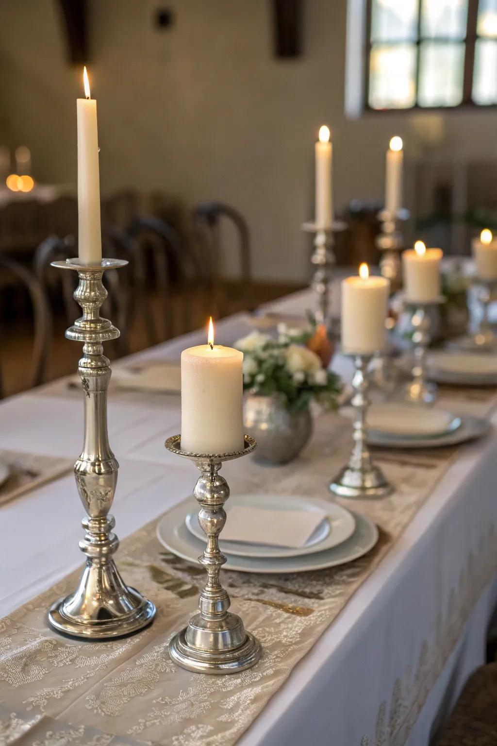 Matching flame holders exude a classic elegance.