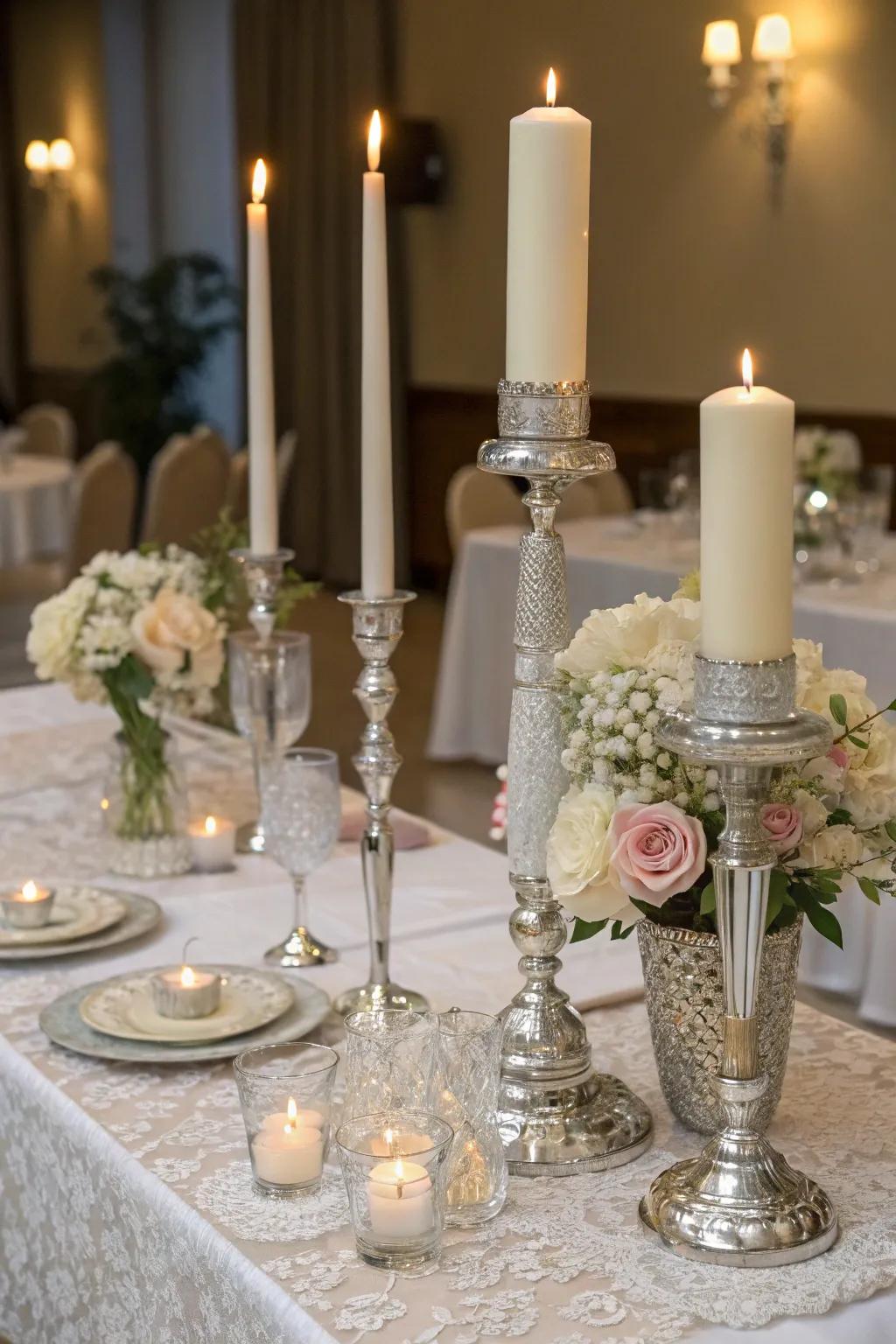 Elegant light displays on wedding tables, creating a warm and inviting atmosphere.