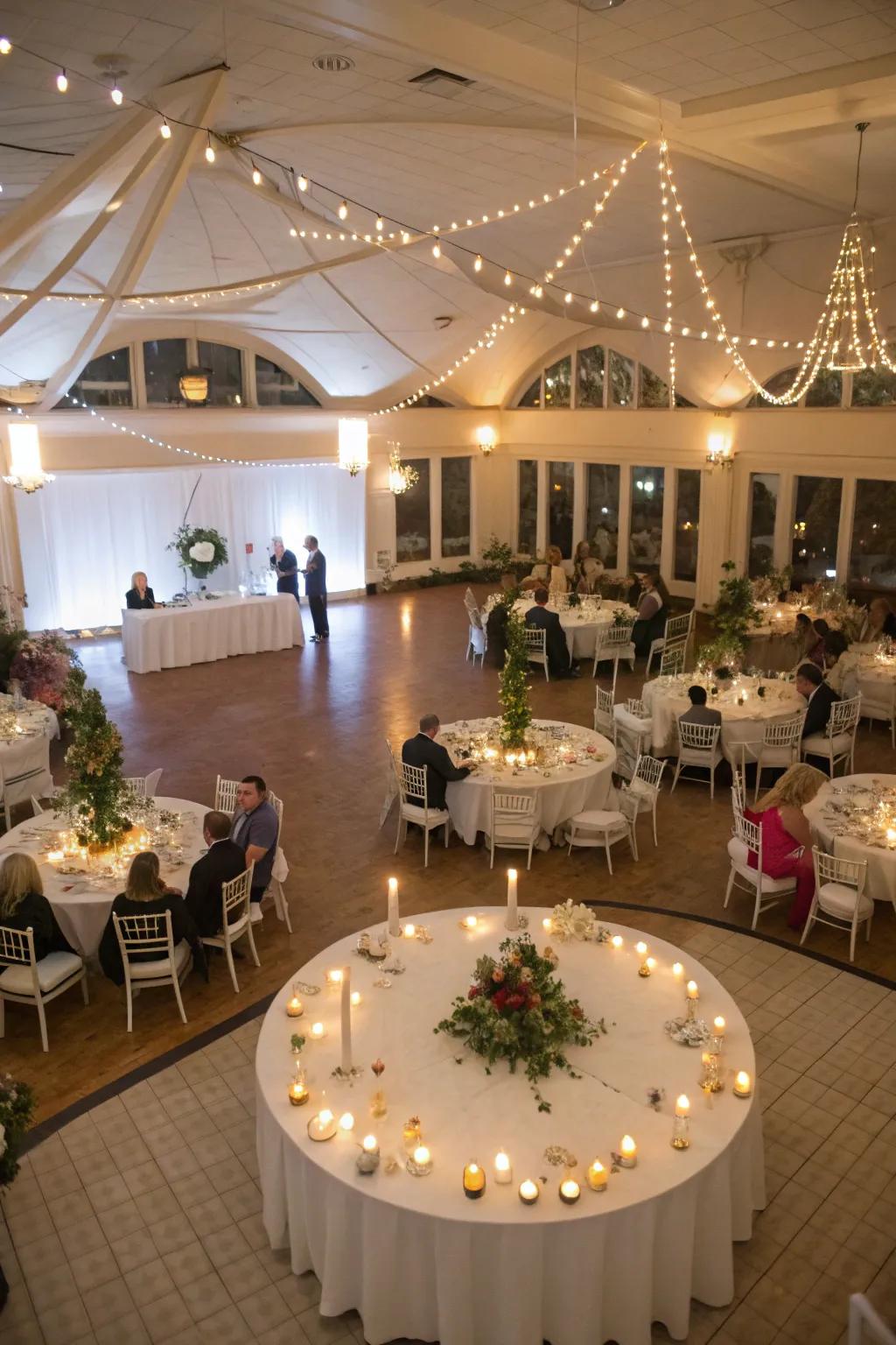 An inventive guest arrangement encouraging closeness and interaction.