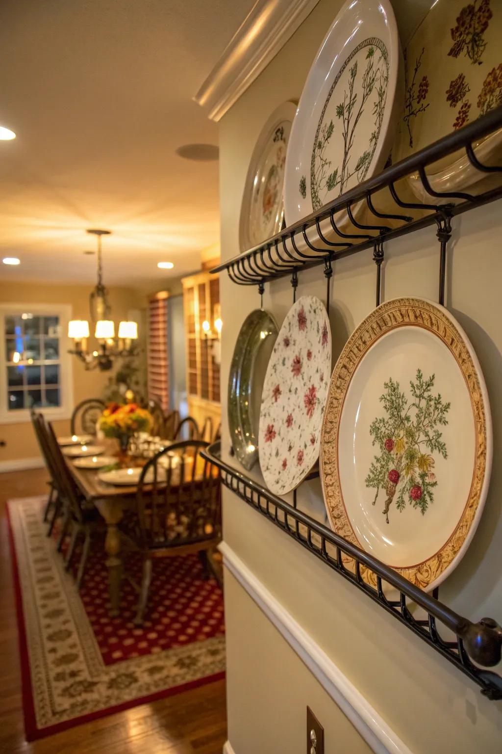 A versatile eating area featuring a flexible plate rail design