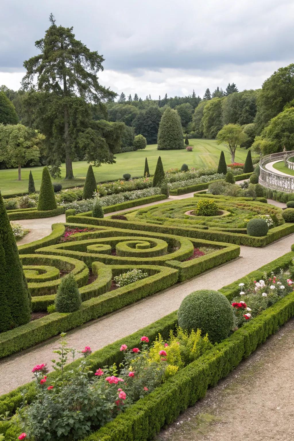 A beautifully structured garden featuring an evergreen parterre.
