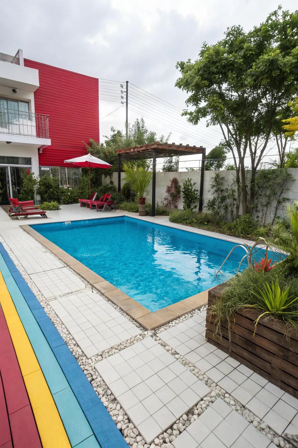 Opposing shades create a bold and dynamic poolside design.