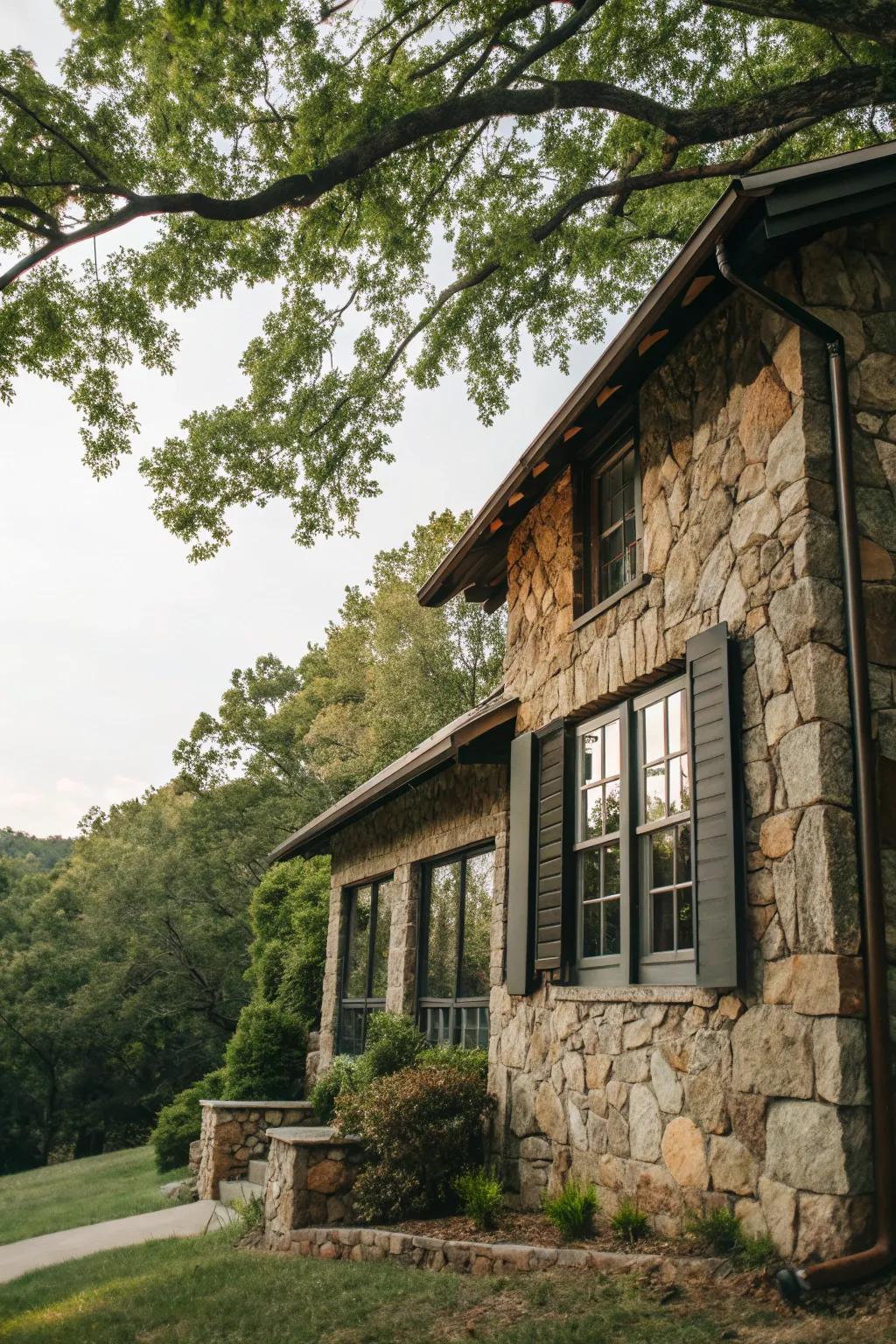 Window frames in stacked stone add charm and uniqueness.