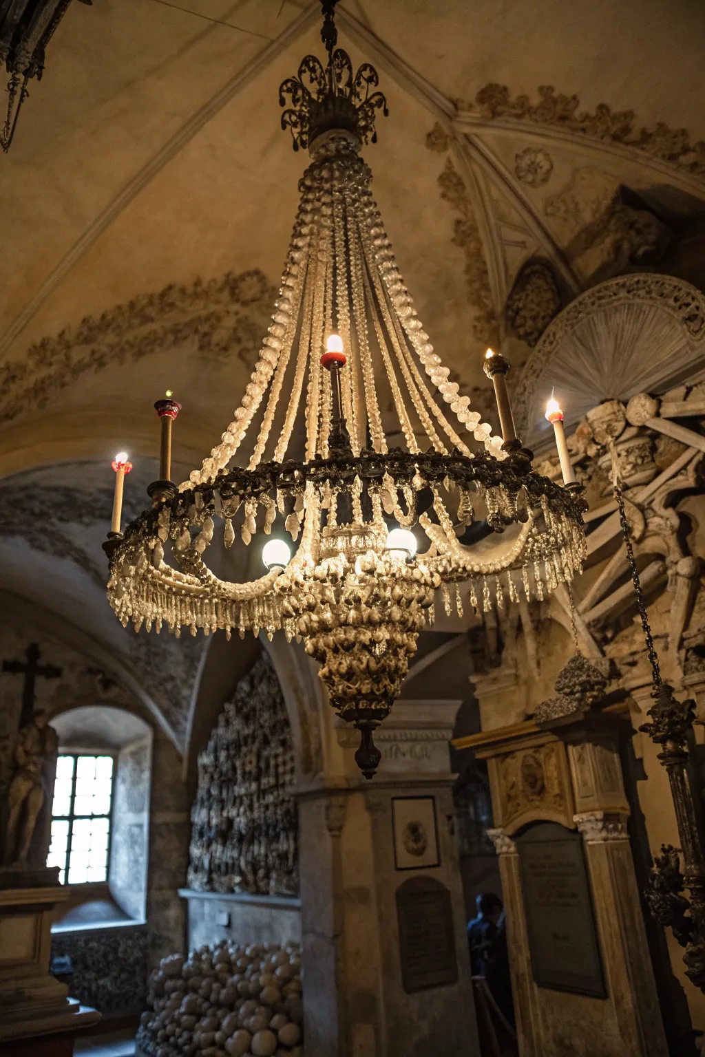 Creative Halloween Chandelier Designs for a Ghoulish Glow