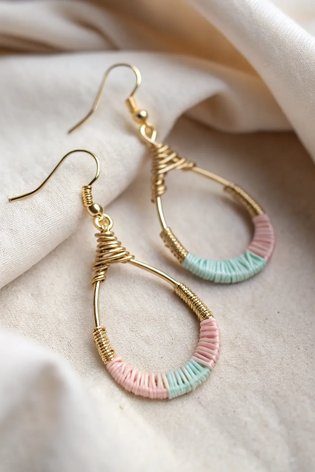 Wire DIY Earrings: Stunning Gallery Photos